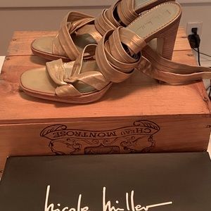 Nicole Miller pink/gold leather heel. Size 10